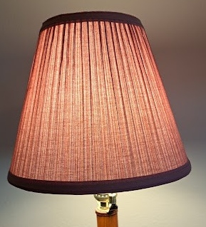 LampshadeMP lite up pink 7x16x12
