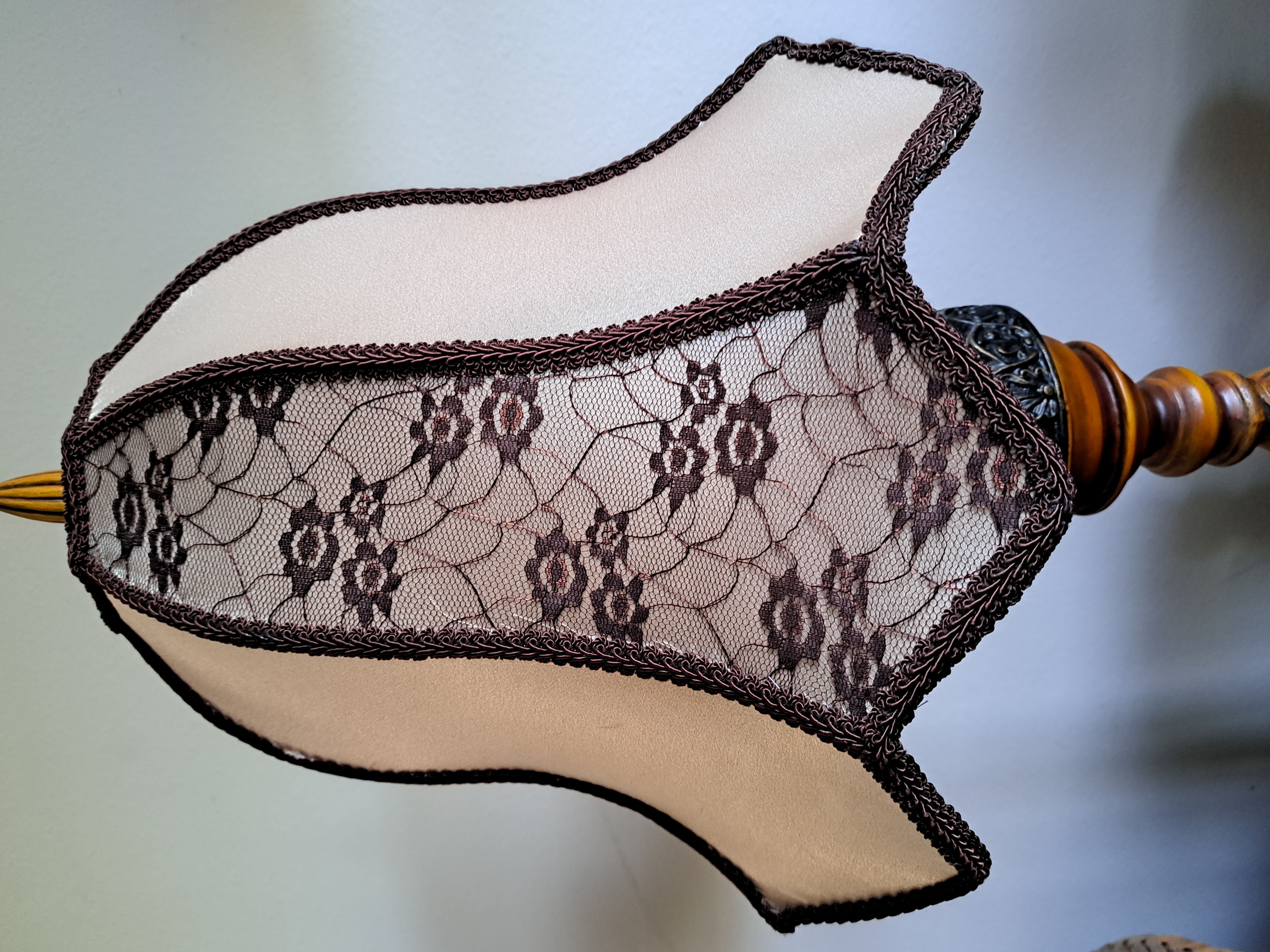 Lamp shade brown Hnd Sewn 4x14x13