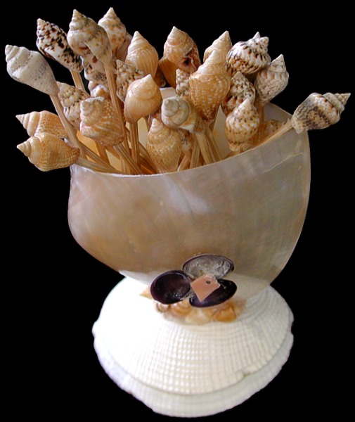 Polished Oyster Bowl with Tooth Picks